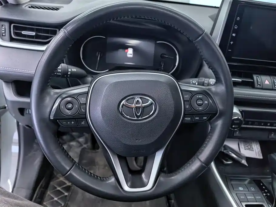 Toyota RAV4 Rongfang 2020 2.0L CVT 2WD Fashion PLUS фото 15