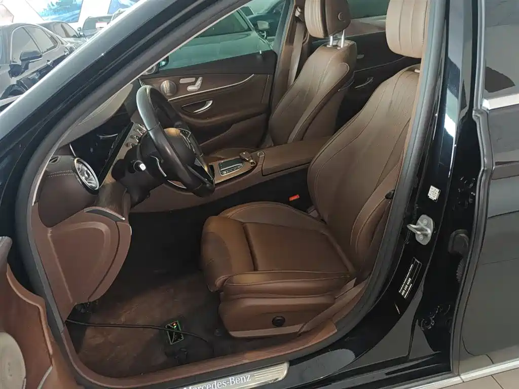 Mercedes-Benz E-Class 2022 Second Facelift E 300 L Fashion фото 15