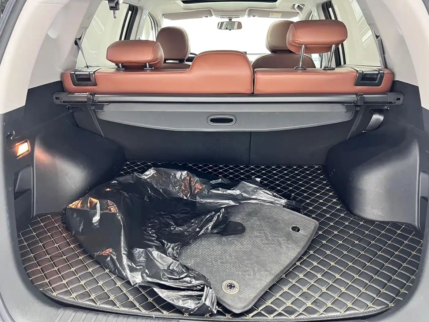 GEELY AUTOMOBILE VISION X6