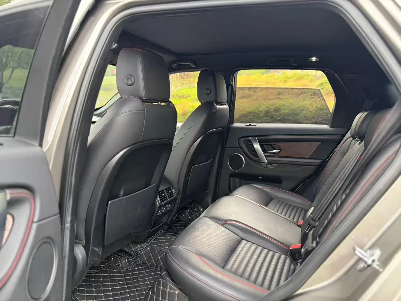Land Rover Discovery Sport 2021 249PS R-Dynamic SE Performance Technology Edition 5-seater фото 6