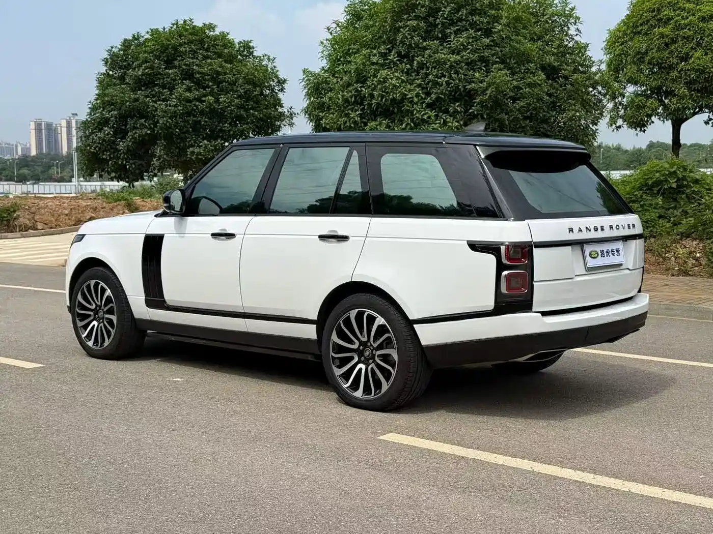 Land Rover Range Rover 2017 3.0 SC V6 Vogue фото 8