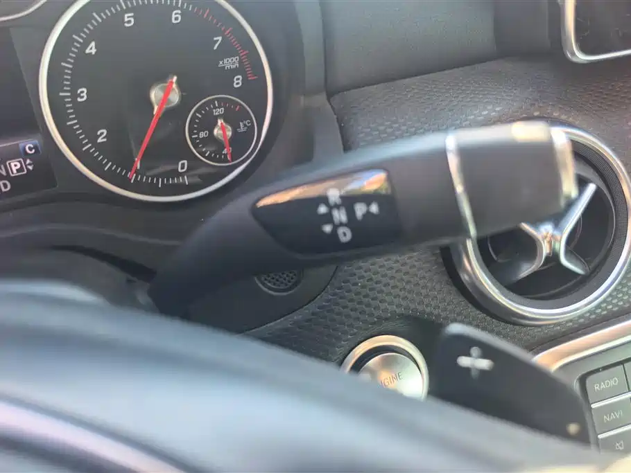 Mercedes-Benz A-Class (Import) 2018 A 200 Sport фото 16