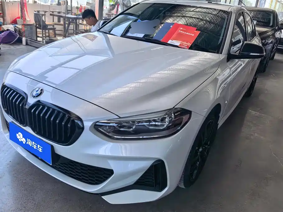 BMW 1 Series 2022 125i M Sport Shadow Edition