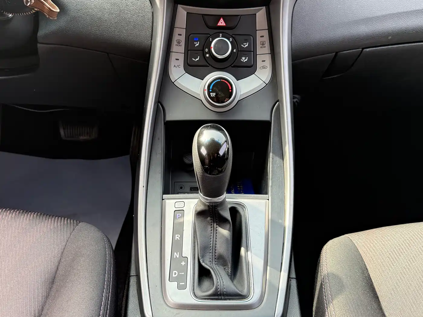Hyundai Langdong 2015 1.6L Auto Trend фото 11