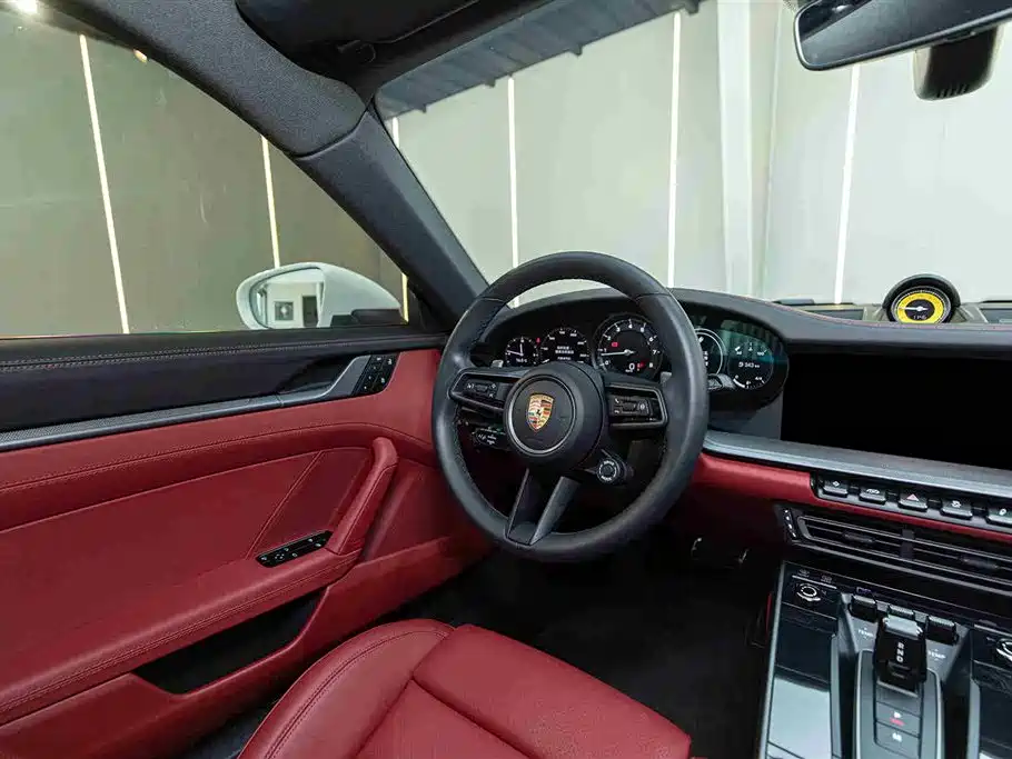 Porsche 911 2023 Carrera 3.0T фото 4