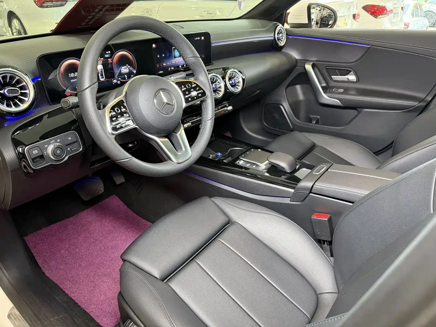 Mercedes-Benz A-Class 2021 A 200 L Sport Sedan Dynamic Type фото 7