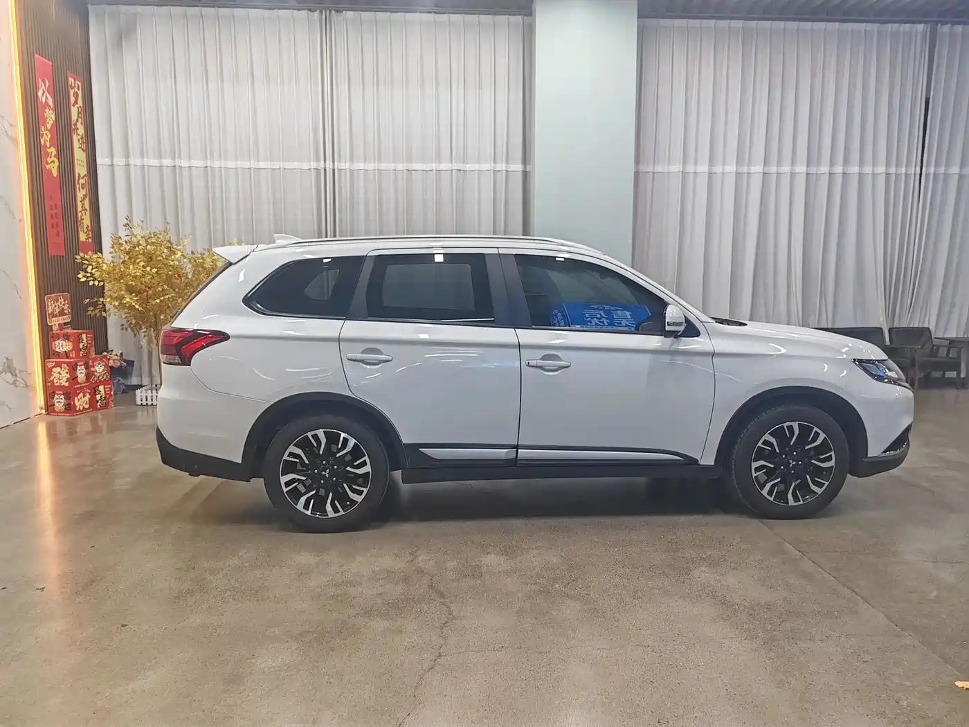 Mitsubishi Outlander 2019 2.0L 2WD Enjoy 5-Seater China VI фото 16