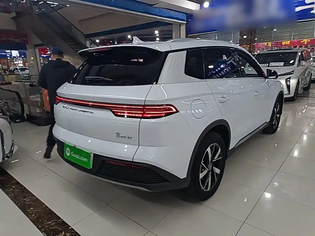 BYD Song Pro New Energy 2023 Champion Edition DM-i 110KM Surpassing Type фото 5