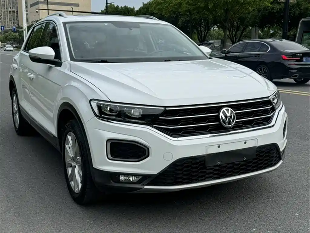 Volkswagen T-ROC 2020 230TSI DSG 2WD Progressive фото 10