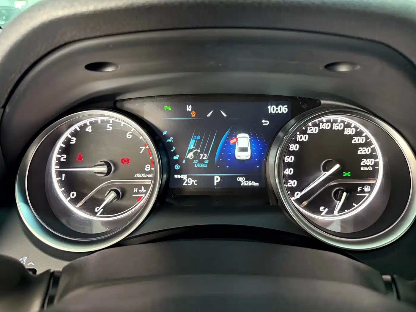 Toyota Camry 2021 2.0G Luxury Edition фото 14