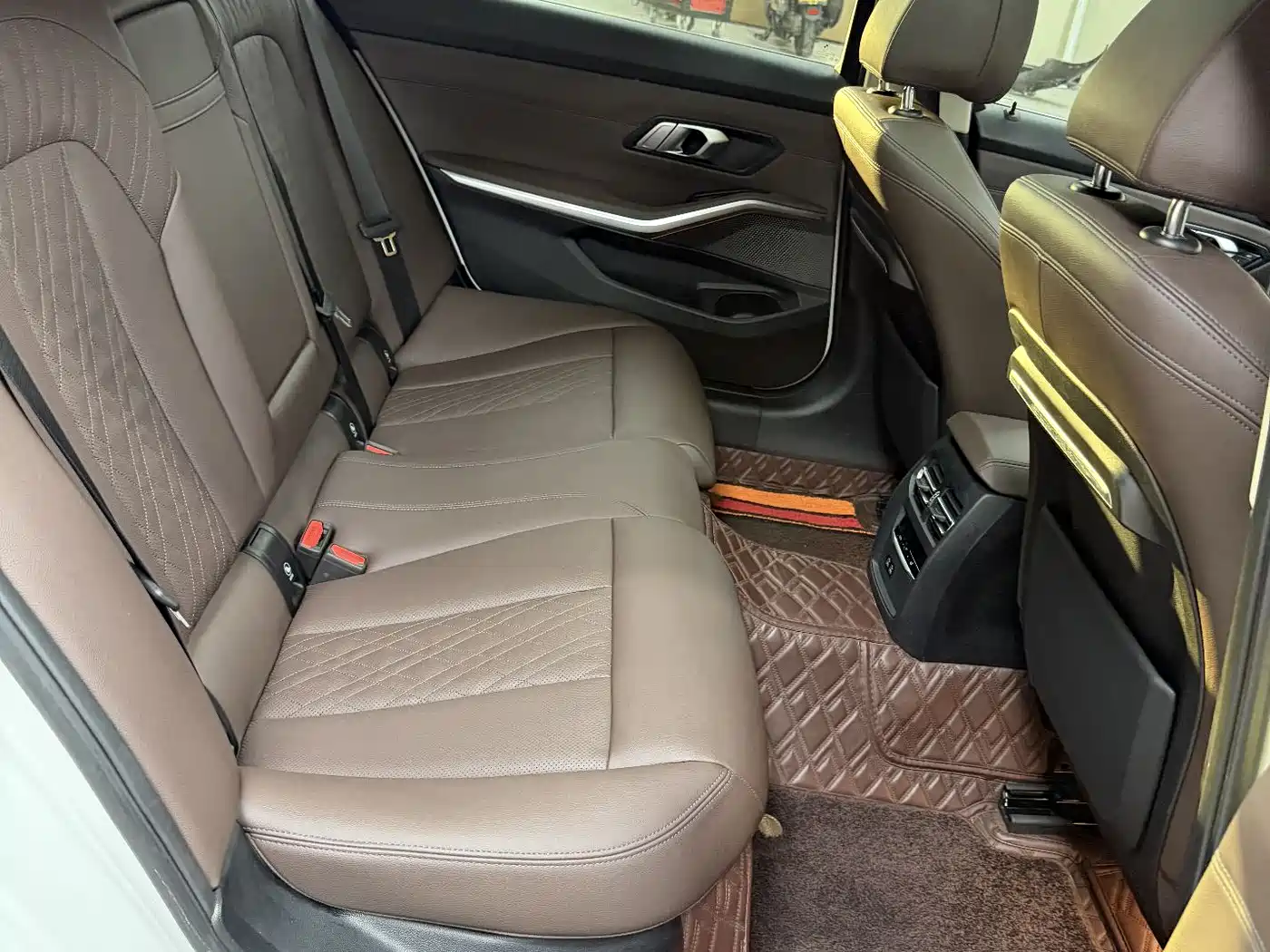 BMW 3 Series 2022 320Li M Sport Package фото 12