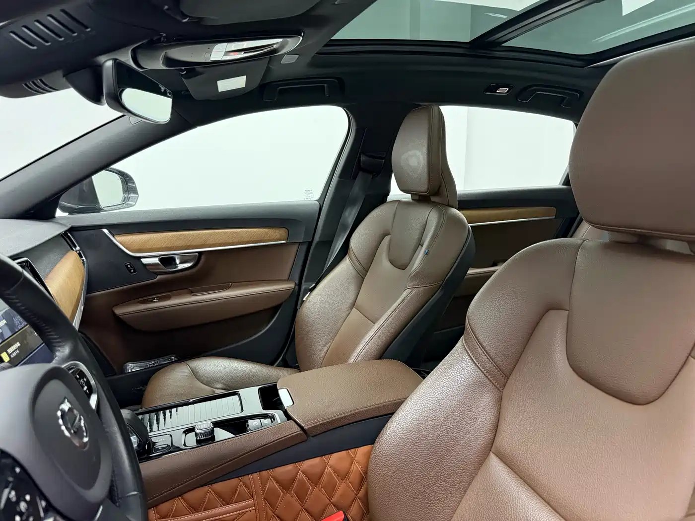 VOLVO S90 PLUG IN HYBRID