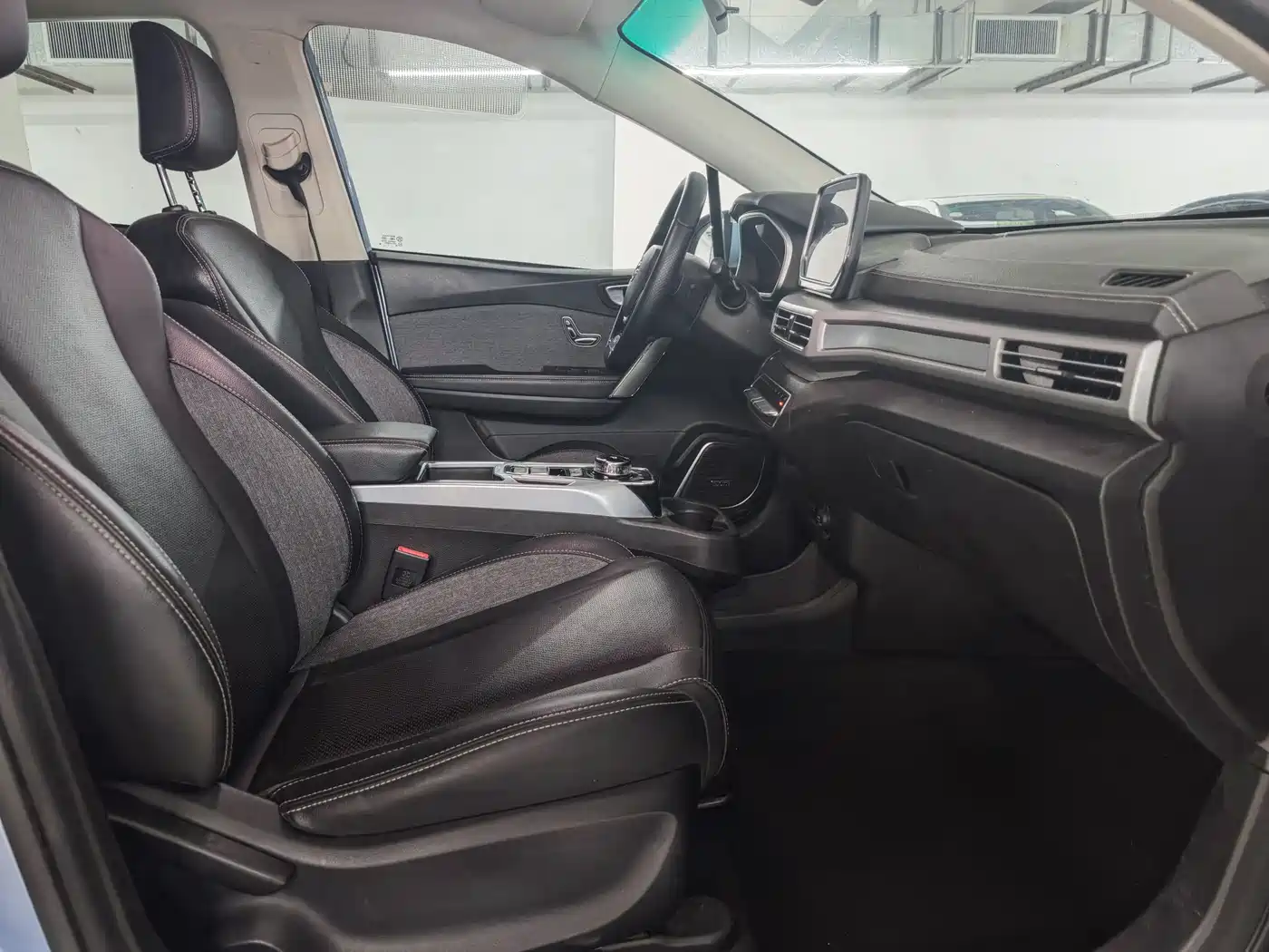 BAIC Beijing EX3 2021 2019 R600 Style Edition