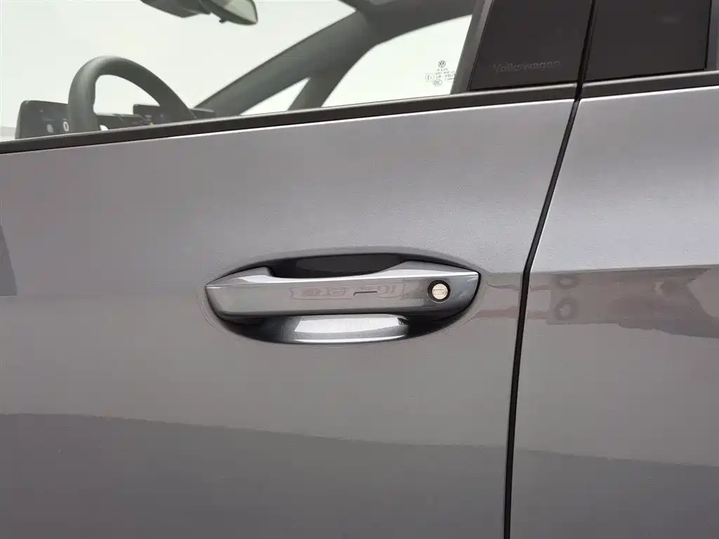 Volkswagen ID.3 2024 Pure Smart Edition фото 18
