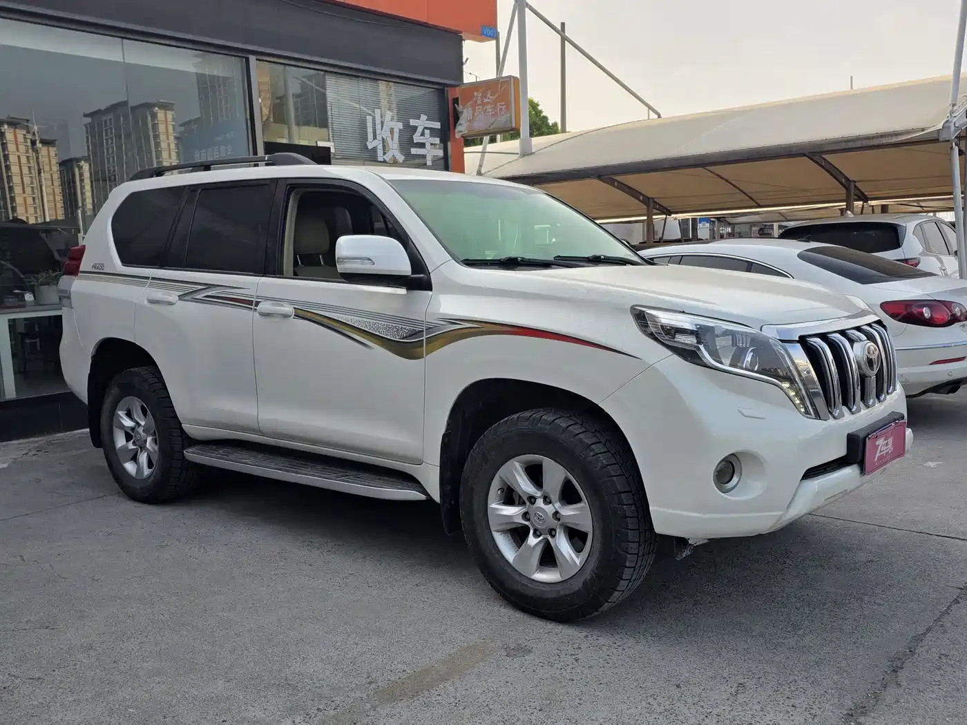 Toyota Prado (Import) фото 3