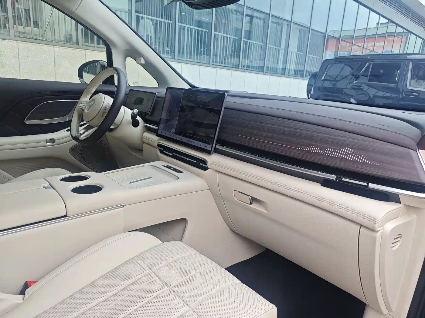 Voyah Auto Voyah Dreamer 2026 EV Qiankun Max фото 24