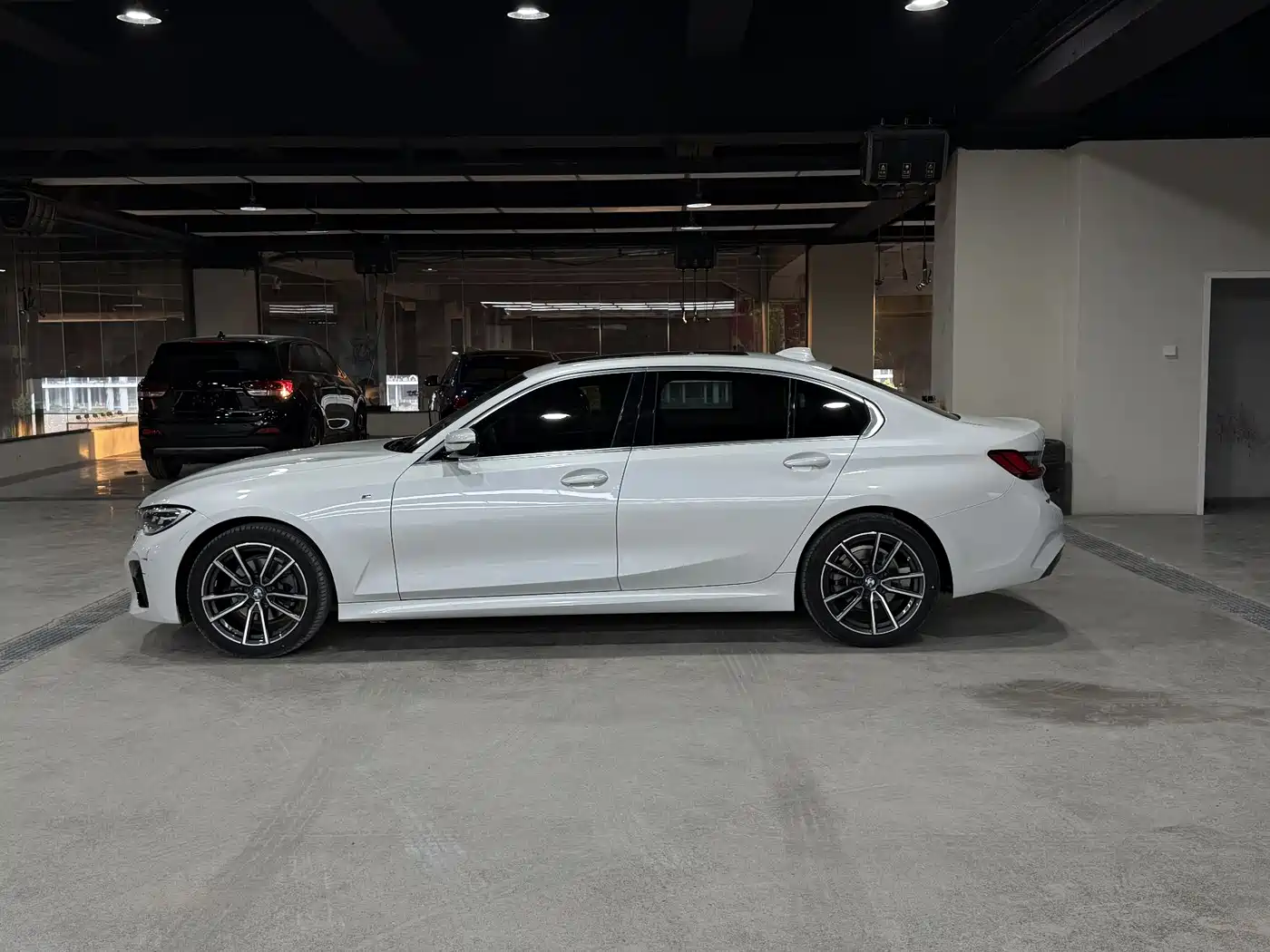 BMW 3 Series 2022 320Li M Sport Package фото 3
