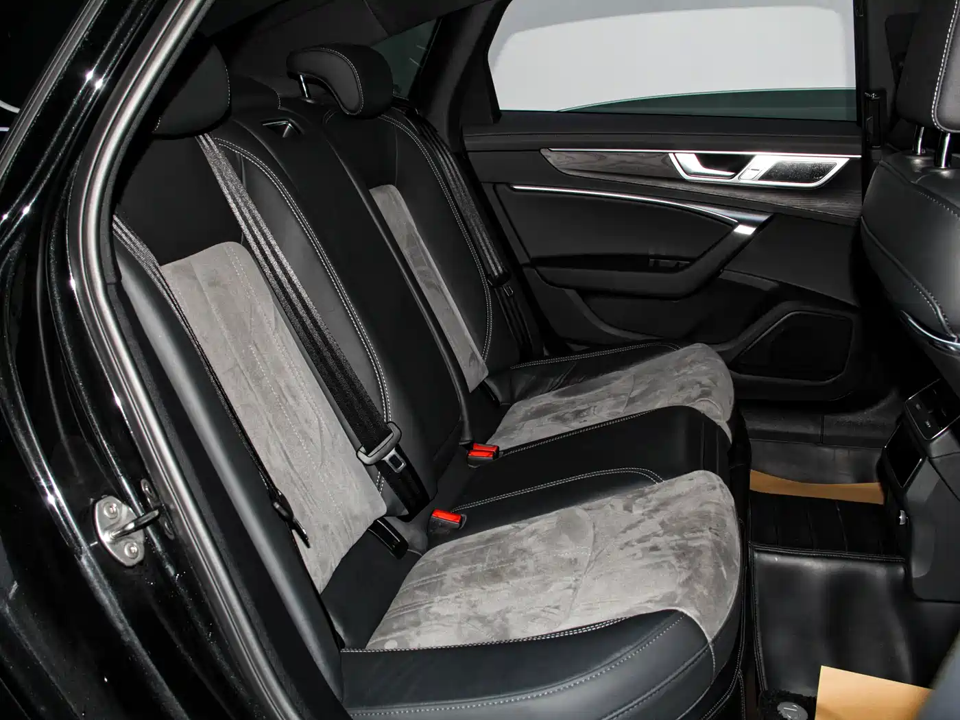 Audi A6L 2024 45 TFSI quattro Premium Dynamic фото 7