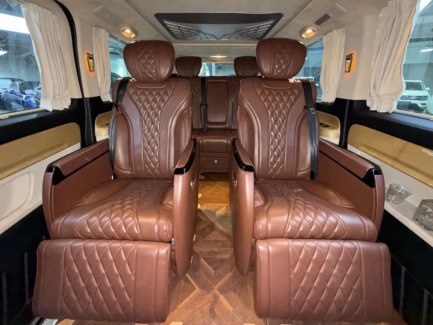Mercedes-Benz Vito 2020 2.0T Business Edition (7-seater) фото 14