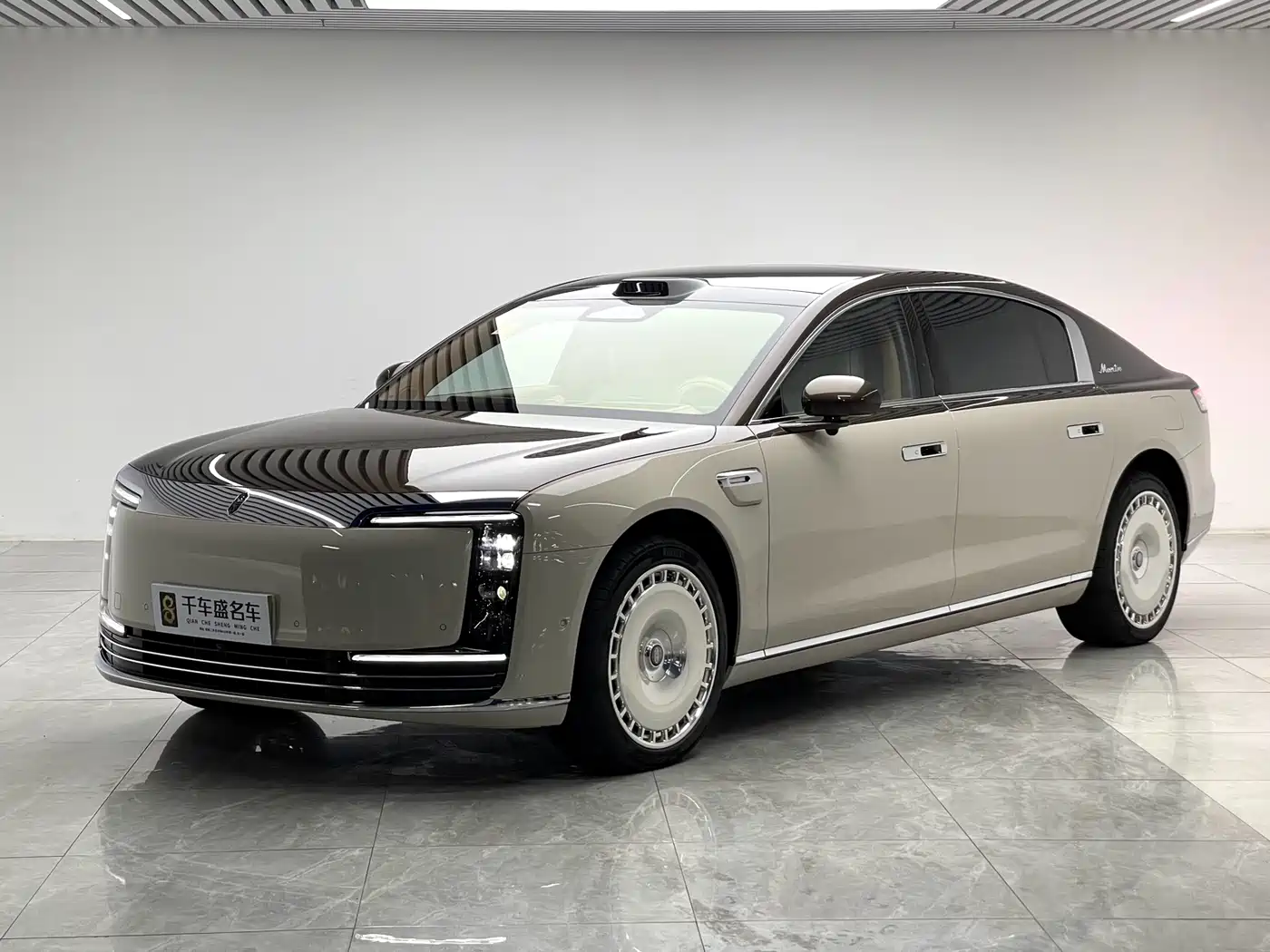 Zunjie S800 2026 2025 Model Extended Range Starlight Executive Edition 4-seater