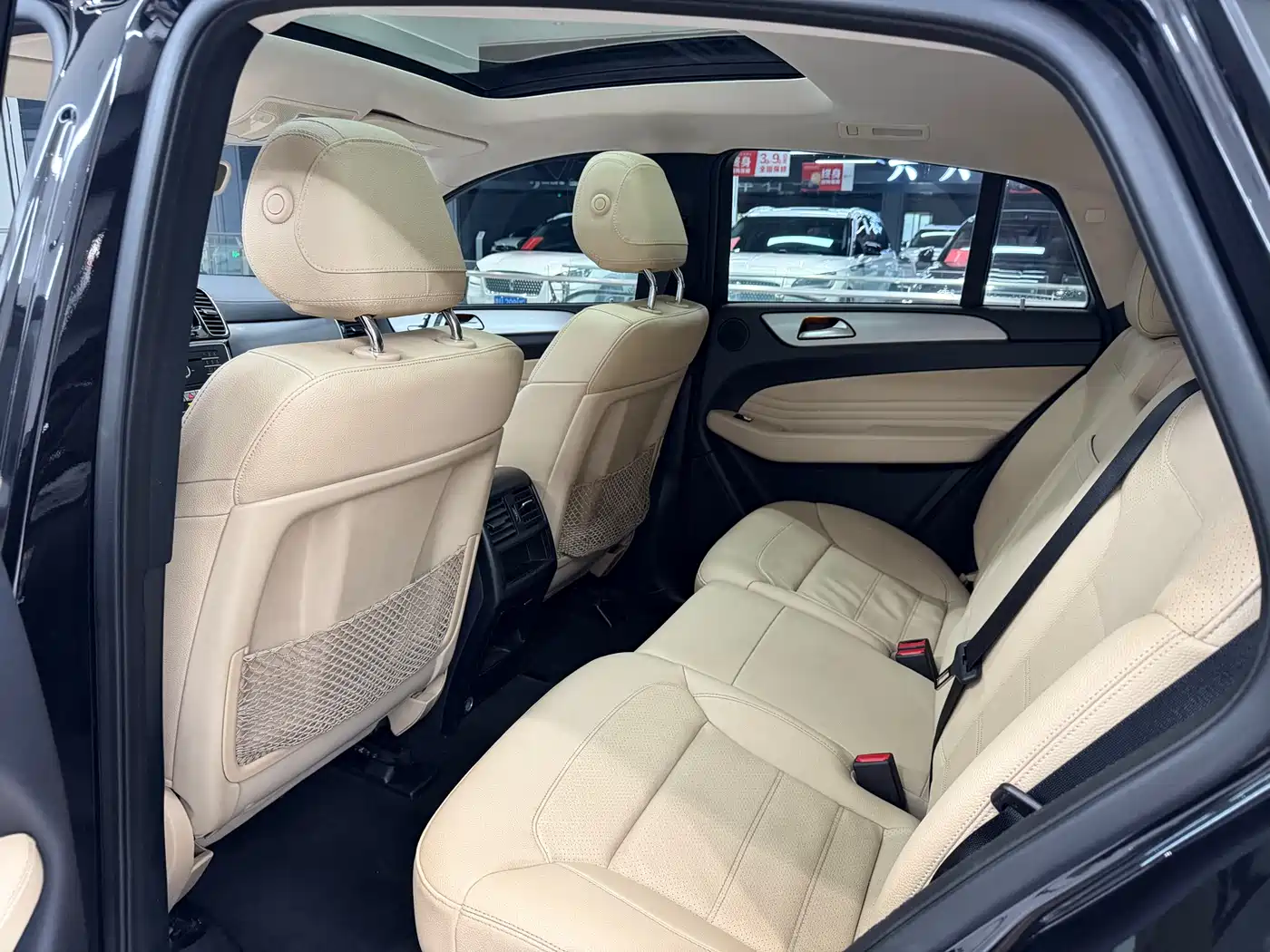 Mercedes-Benz GLE Coupe 2017 GLE 320 4MATIC Coupe SUV фото 8