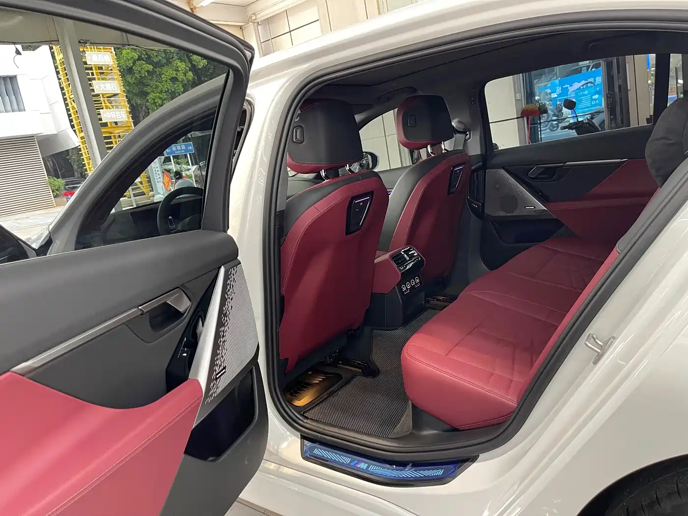 BMW 5 Series 2026 2026 530Li Leading M Sport Package