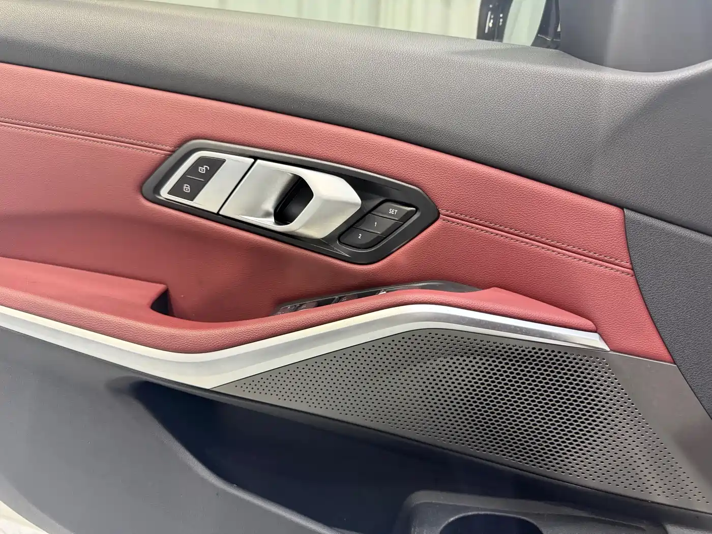 BMW 3 Series 2023 320Li M Sport Package фото 9