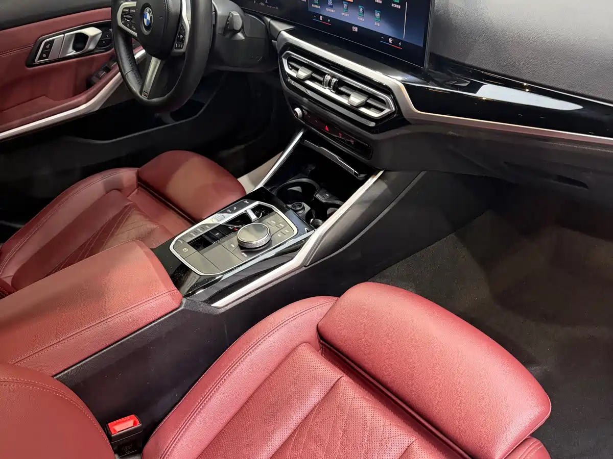 BMW 3 Series 2023 320Li M Sport Package фото 16