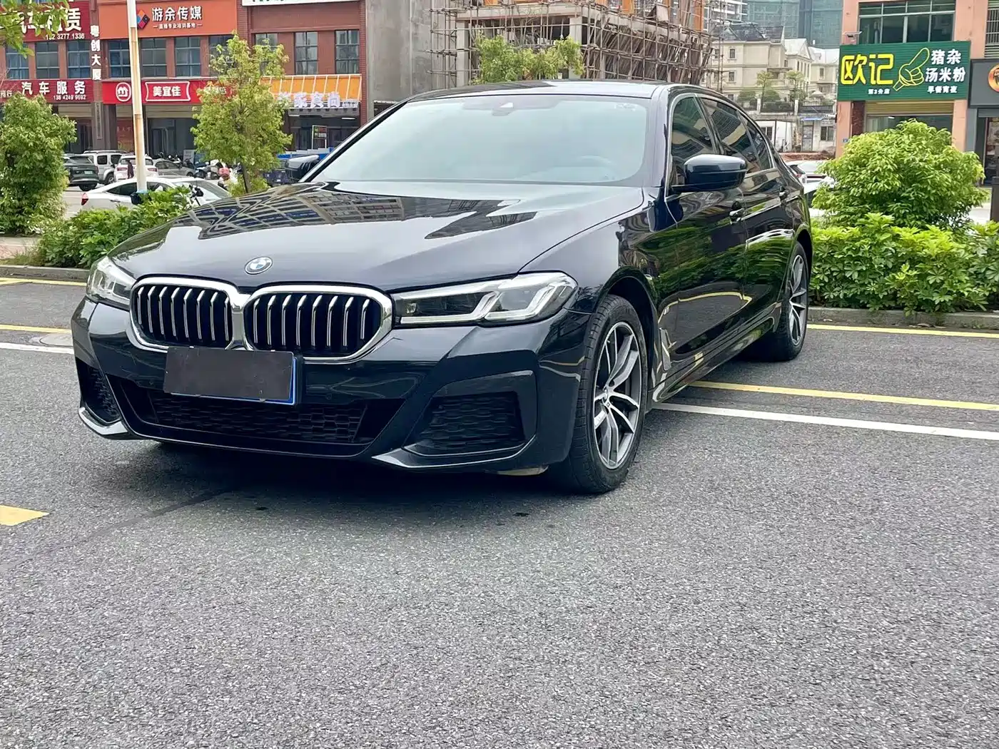 BMW 5 Series 2021 525Li M Sport Package