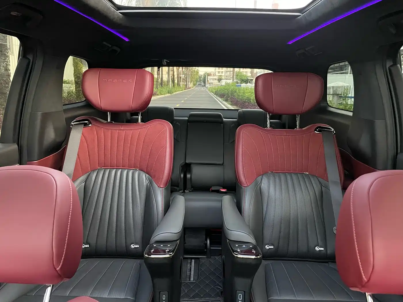 GAC Trumpchi Trumpchi M8 2024 Patriarch Series 400T Ultimate Edition фото 17
