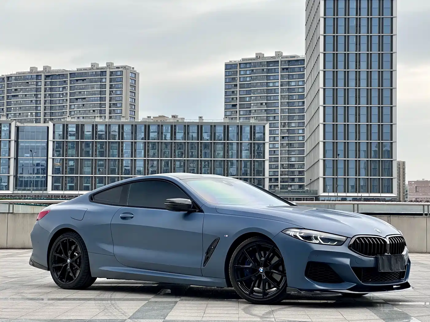 BMW 8 Series 2019 840i 2-Door Coupe Launch Limited Edition фото 3