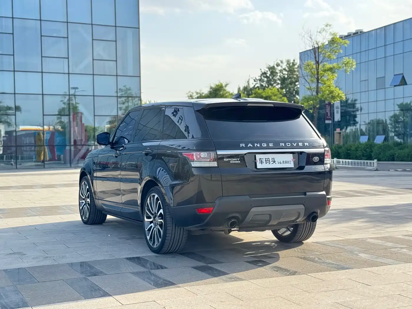 Land Rover Range Rover Sport 2017 3.0 SC V6 SE фото 9