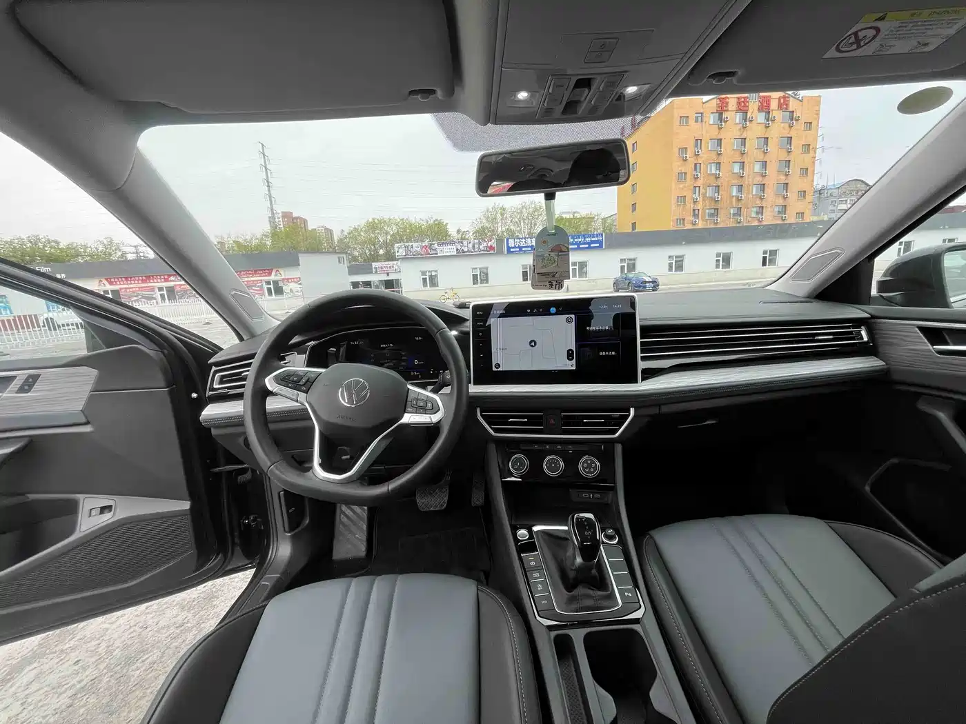 Volkswagen Sagitar 2026 Model 30 Million Special Selection 300TSI DSG Surpass Edition фото 5