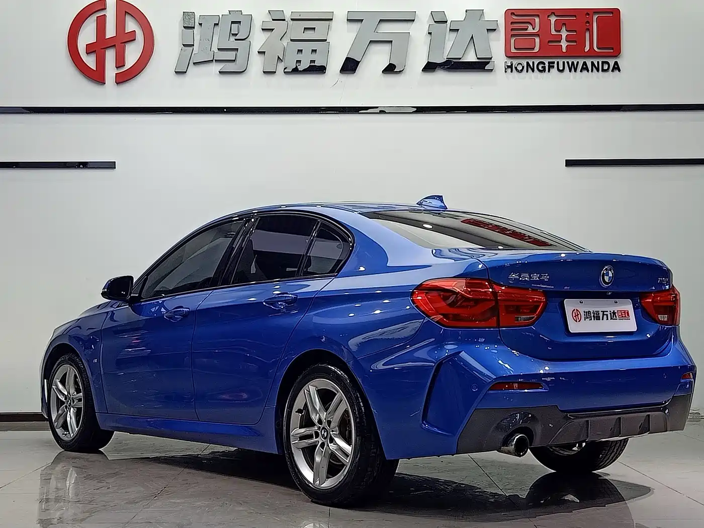 BMW 1 Series 2019 118i M Sport Package фото 6