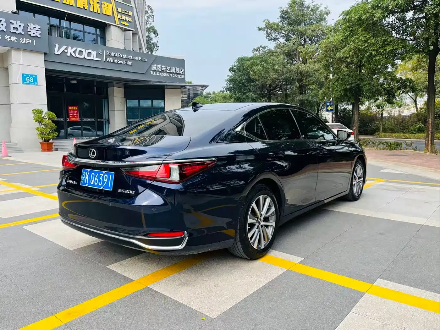 Lexus ES 2020 200 Excellence фото 7