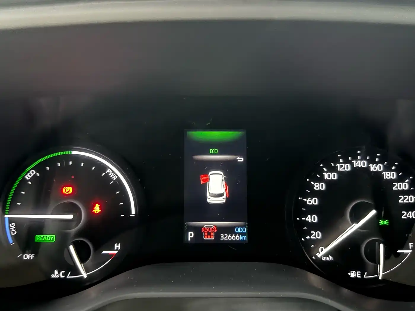 Toyota Sienna 2023 2.5L Hybrid Comfort Edition фото 14