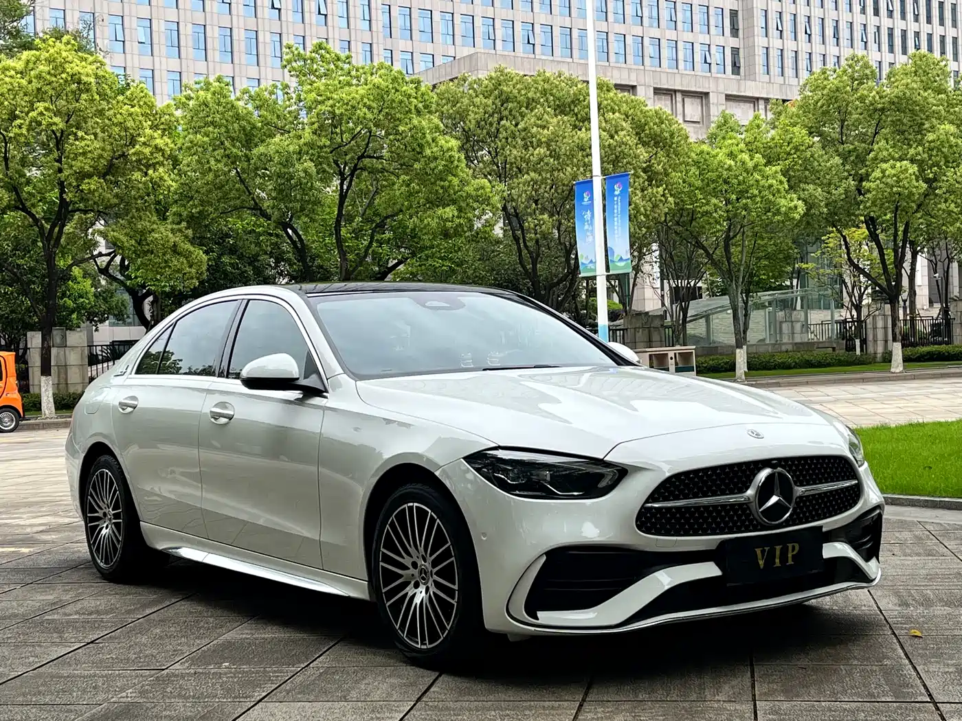 Mercedes-Benz C-Class 2023 C 260 L Sport фото 3