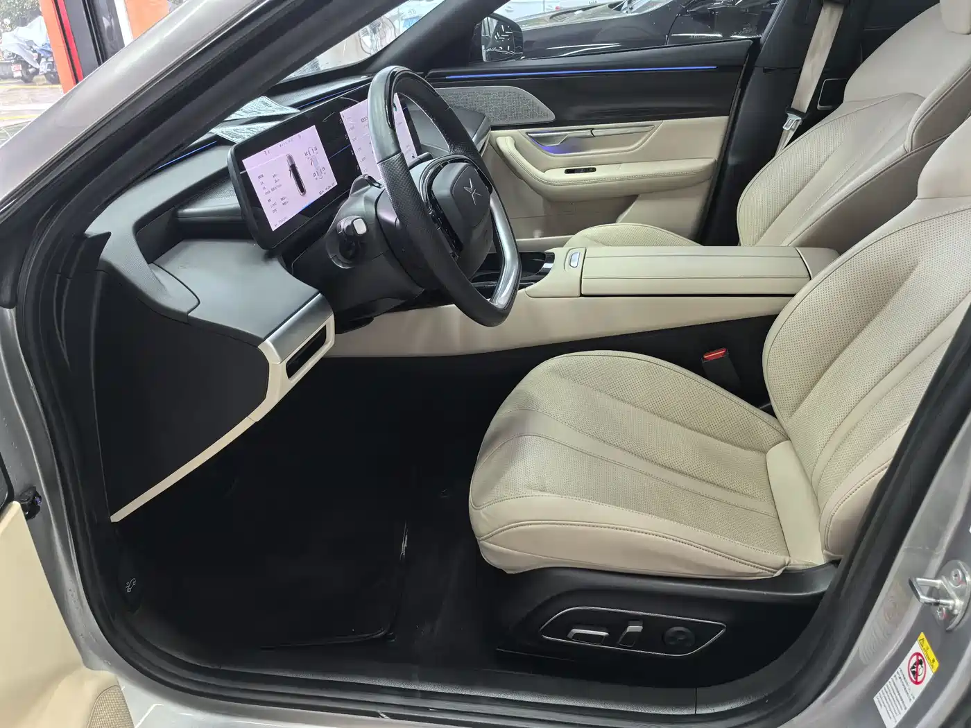 XIAOPENG P7