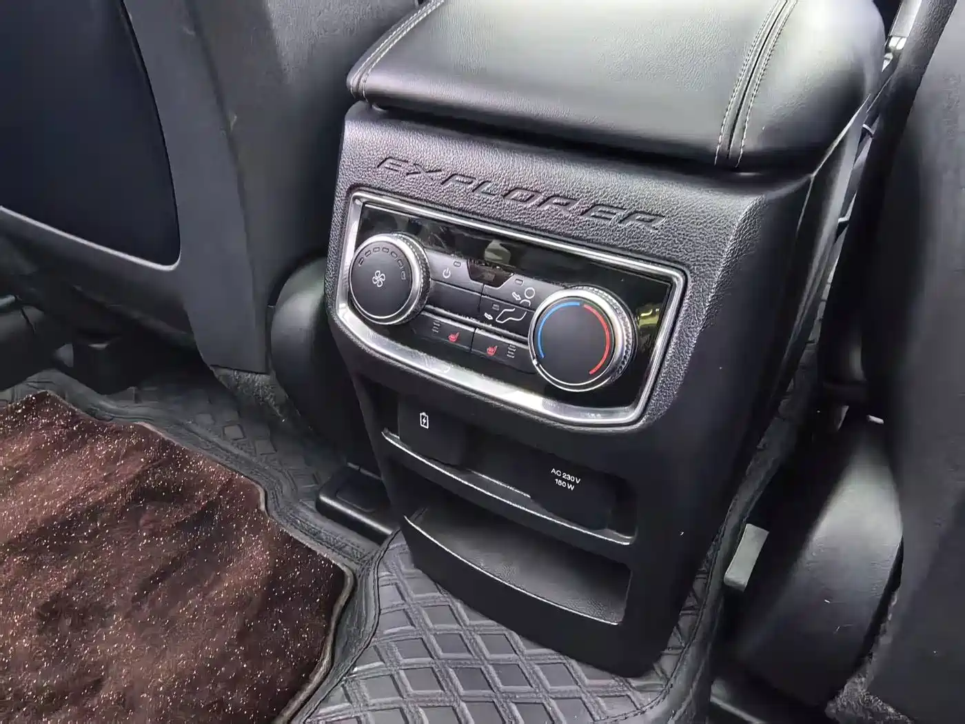 Ford Explorer 2020 2020 EcoBoost 285 AWD Titanium Edition 6-Seater