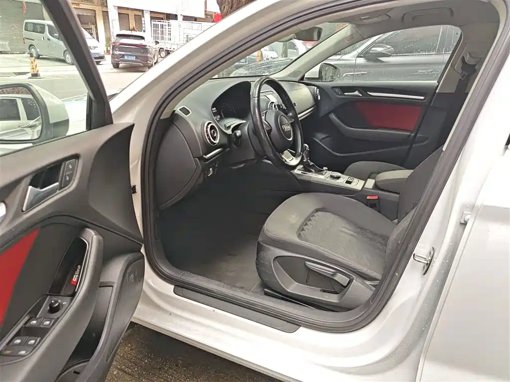 Audi A3 2016 Limousine 35 TFSI Progressive фото 13