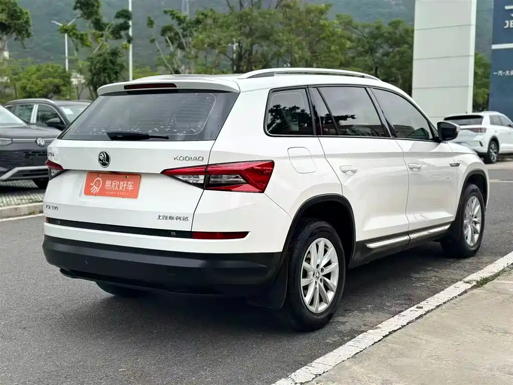 Škoda Kodiaq 2018 Facelift TSI330 5-seat 2WD Comfort Edition фото 7
