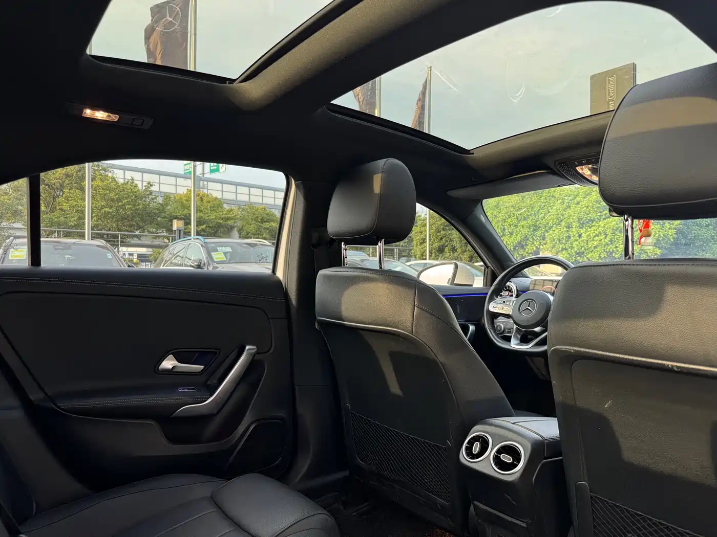 Mercedes-Benz A-Class 2022 Facelift II A 200 L Sport Sedan Fashion фото 12