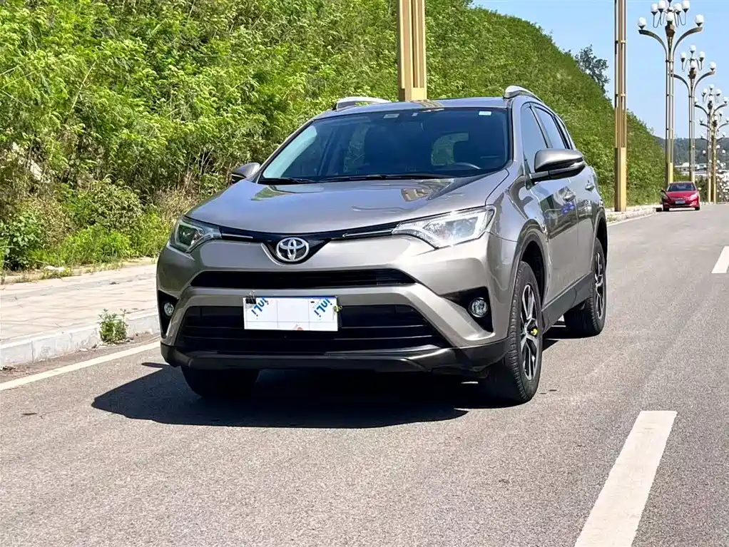 Toyota RAV4 Rongfang 2019 2.0L CVT 2WD Pioneer Version China V