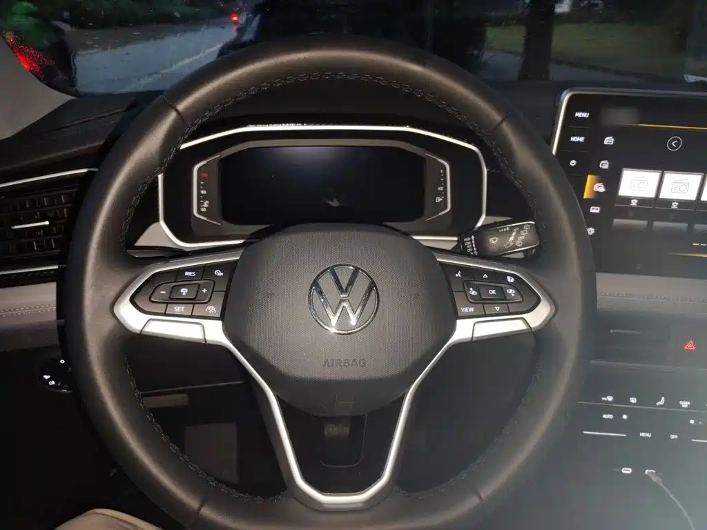 Volkswagen Tayron 2026 2024 330TSI 2WD Luxury Plus Advanced