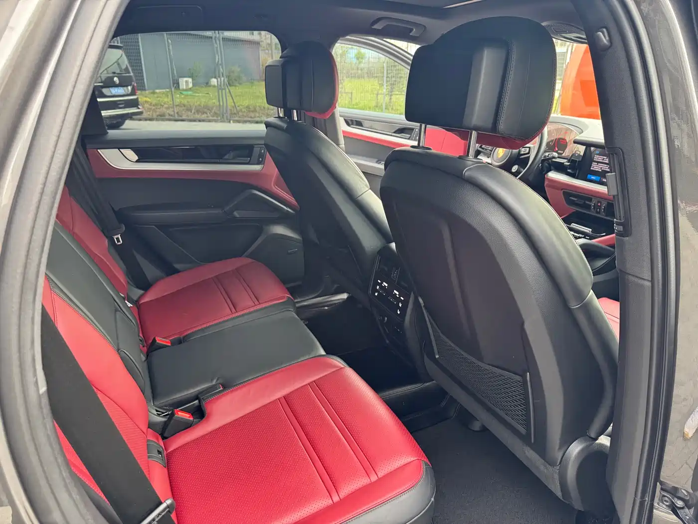 Porsche Cayenne New Energy 2024 Cayenne E-Hybrid 2.0T фото 12