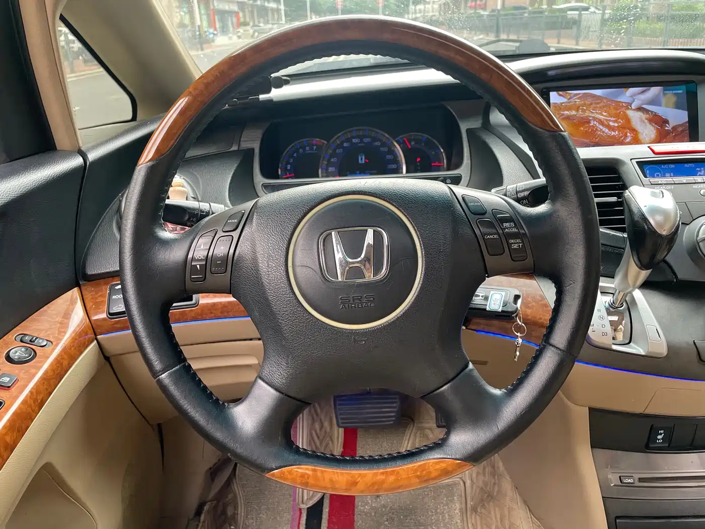 Фото 12 - Honda Odyssey