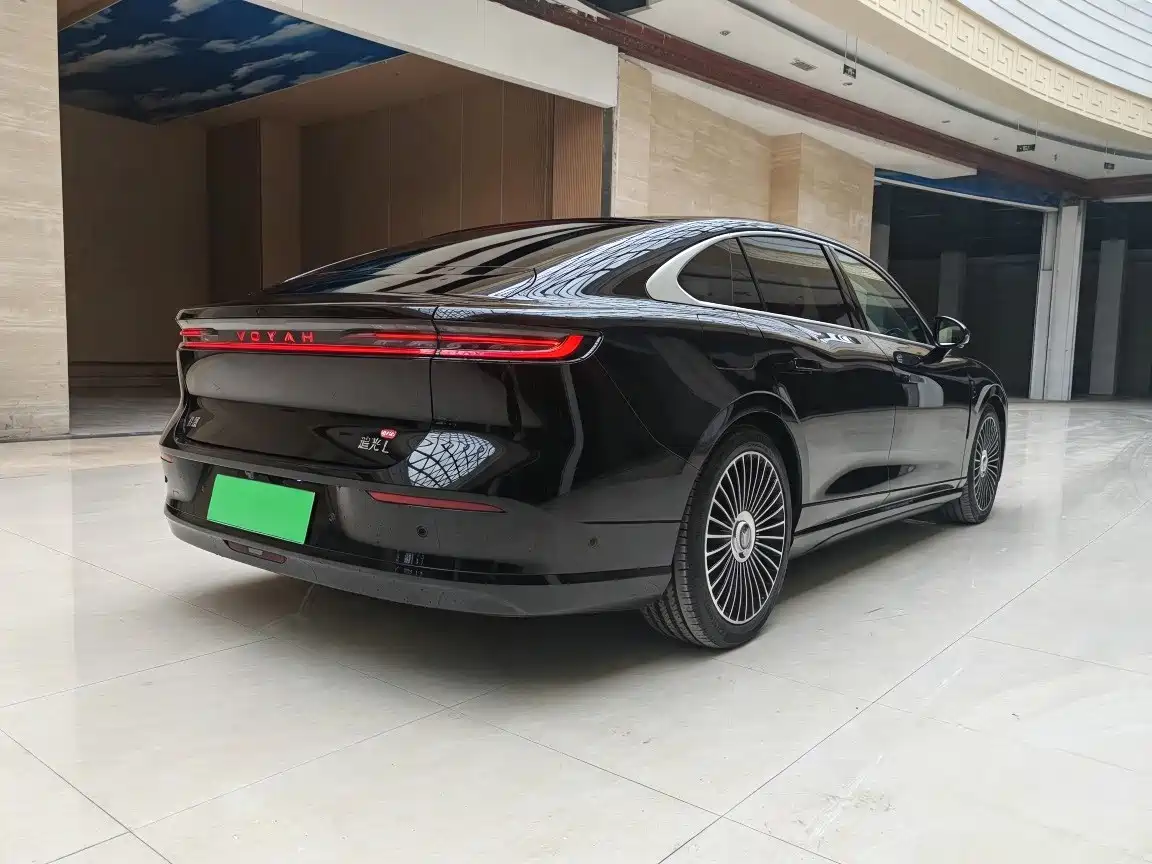 Voyah Auto VOYAH Zhuiguang L 2025 2025 Mid-configuration Model