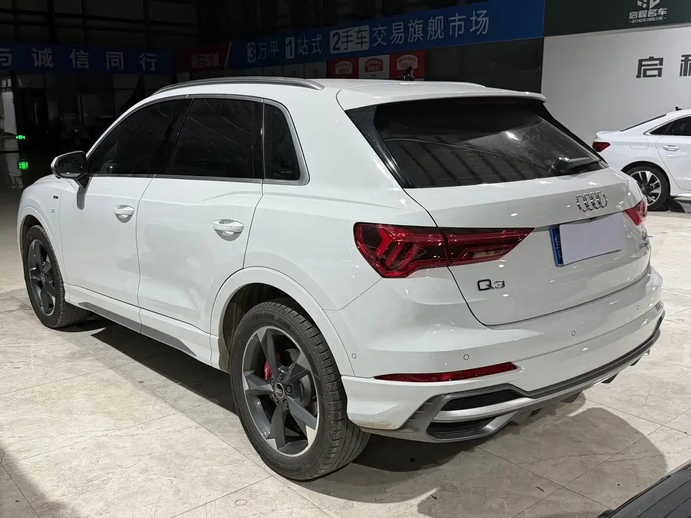 Audi Q3 2023 35 TFSI Fashion Dynamic (1.4T) фото 6