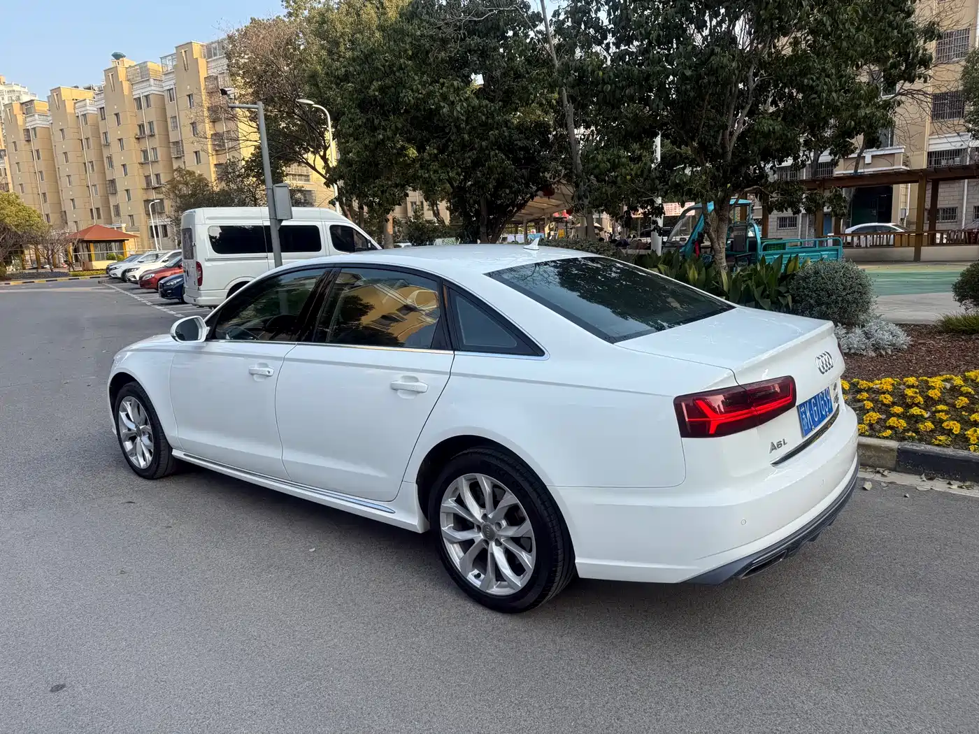 AUDI A6L