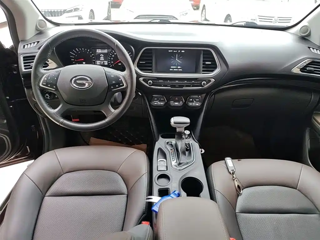 GAC Trumpchi Trumpchi GS4 2017 235T Automatic 2WD Luxury Smart Connected Edition фото 10